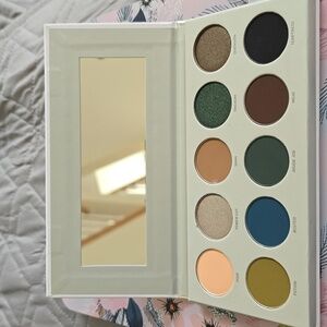 Morphe X Jaclyn Hill Dark Magic Eyeshadow Palette
